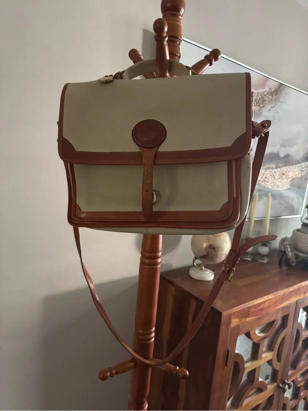 Vintage Dooney & Bourke All Weather Leather Crossbody Bag Cream Brown British Ta